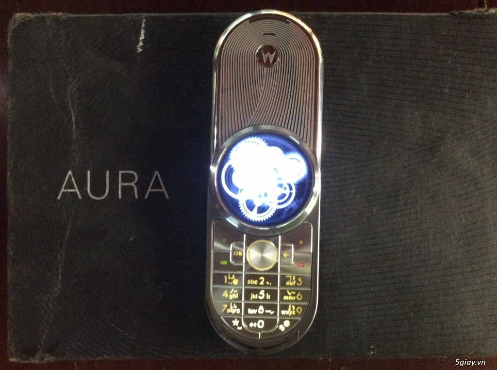 Motorola aura - đẳng cấp ko thể bị nhái hay bi dựng - 6