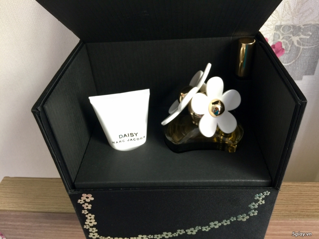 Nước hoa Daisy Marc Jacobs xách tay US - 2