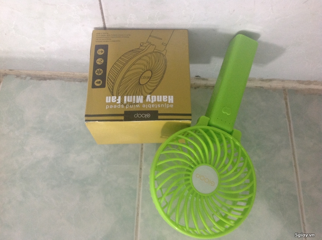 Quạt mini 3 tốc độ( sử dựng pin sạc) - 1