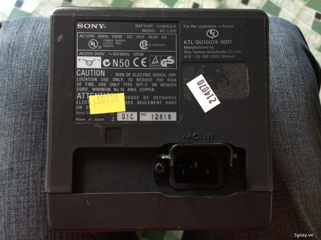 Bán 4 sạc pin Sony BC - L120 dành cho pin lớn - 1