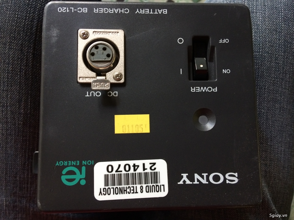 Bán 4 sạc pin Sony BC - L120 dành cho pin lớn - 4