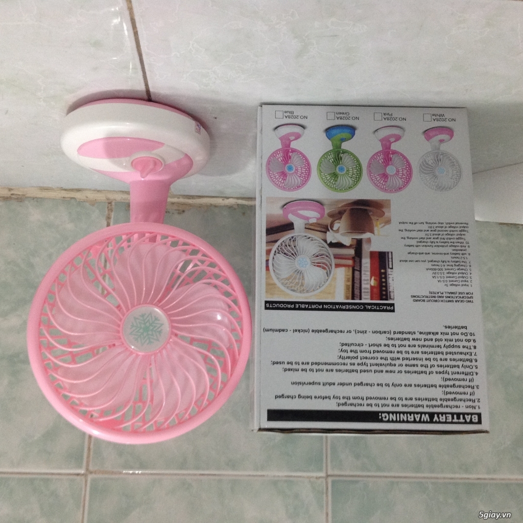 Quạt mini xài pin xạc - 1