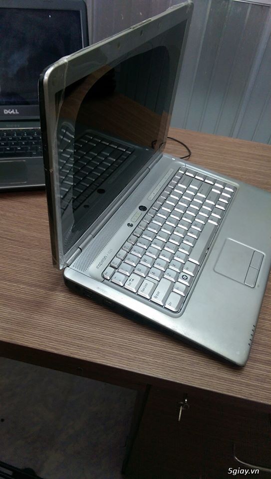 Toshiba NB305 White - 8