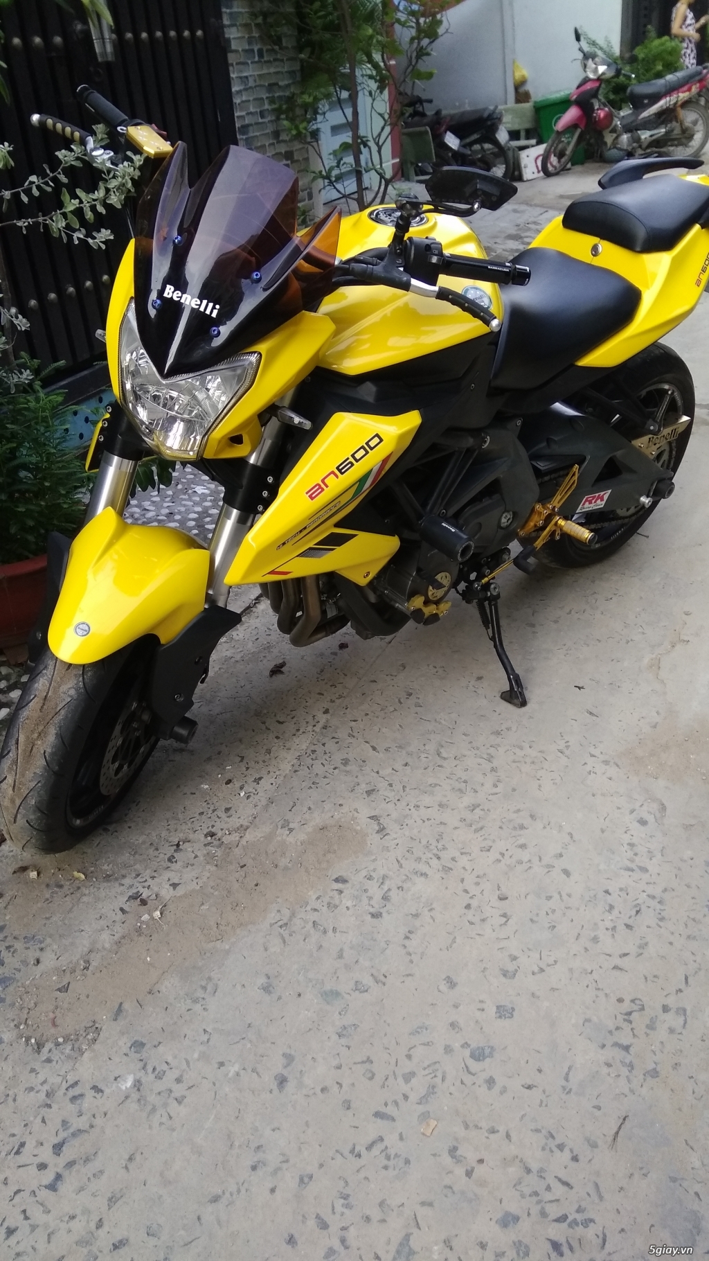 motor pkl Benelli BN600i giá sinh viên - 2