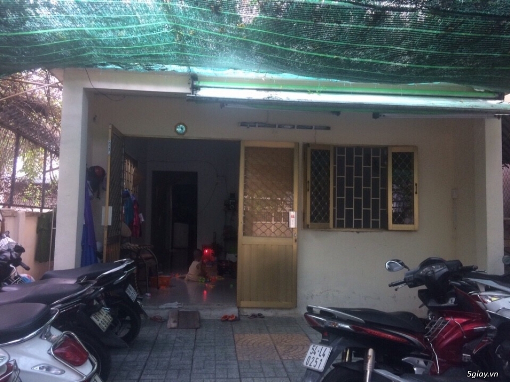 Bán nhà sân vườn 2 mặt tiền hẻm 93 đường Xô Viết Nghệ Tĩnh, P.17, Q.BT - 2