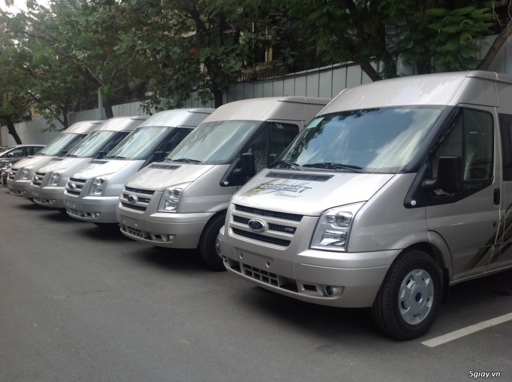 Cho thuê xe 16 chỗ Ford transit đời mới