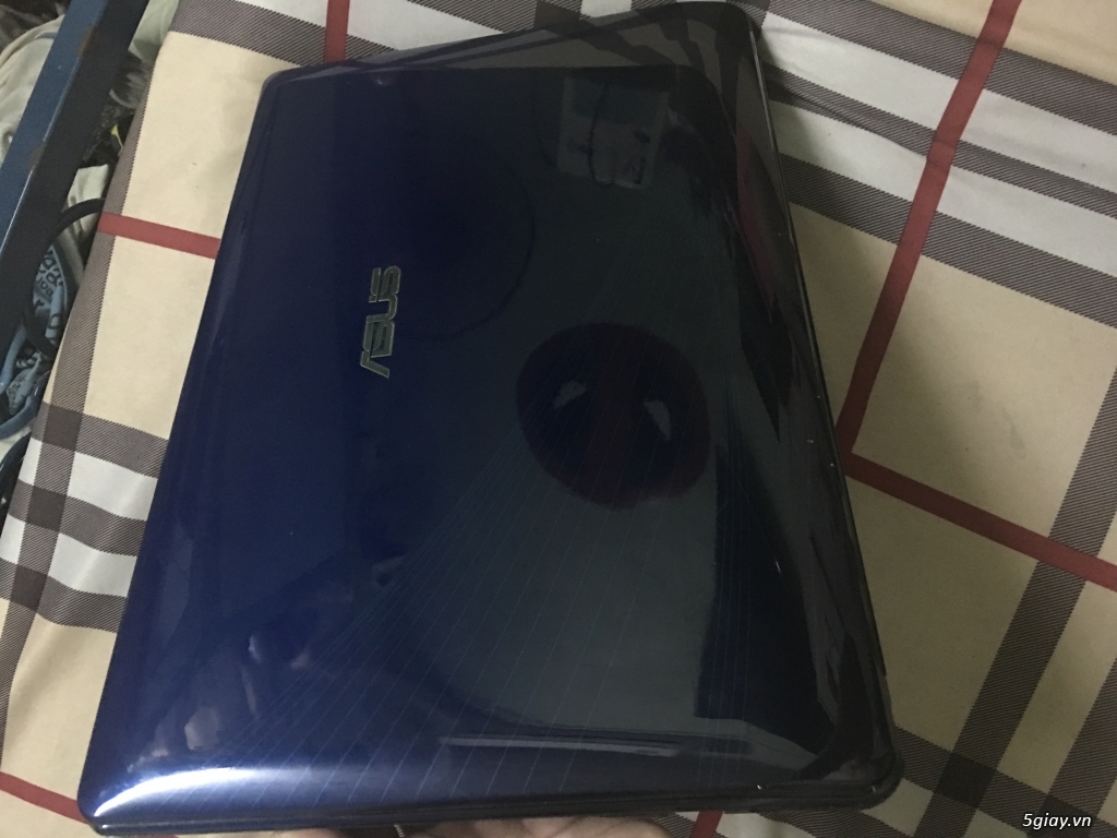 Asus K42J Navy Blue - Core i7/4GB/320GB - card rời giá rẻ máy tốt. - 2