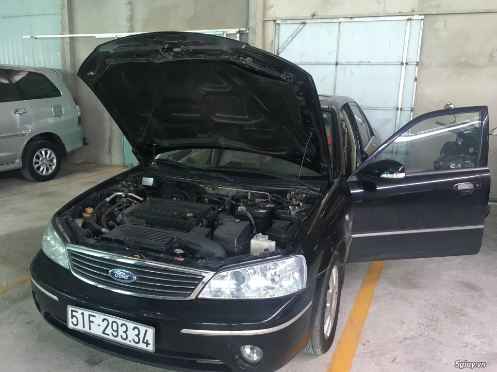 Ford laser ghia 1.8AT - 2