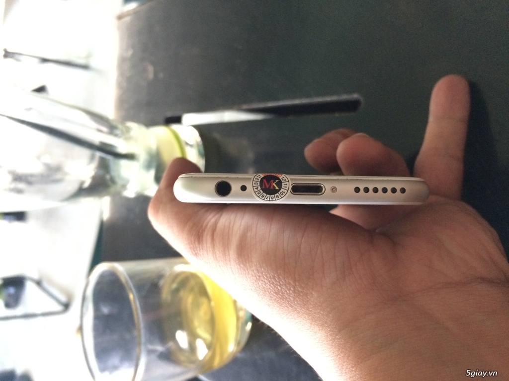 Bán nhanh Iphone 6s 16gb silver QT