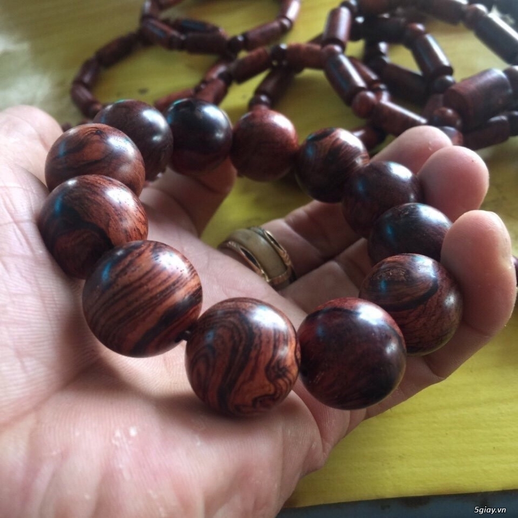 Vòng đeo tay Hổ phách - 1