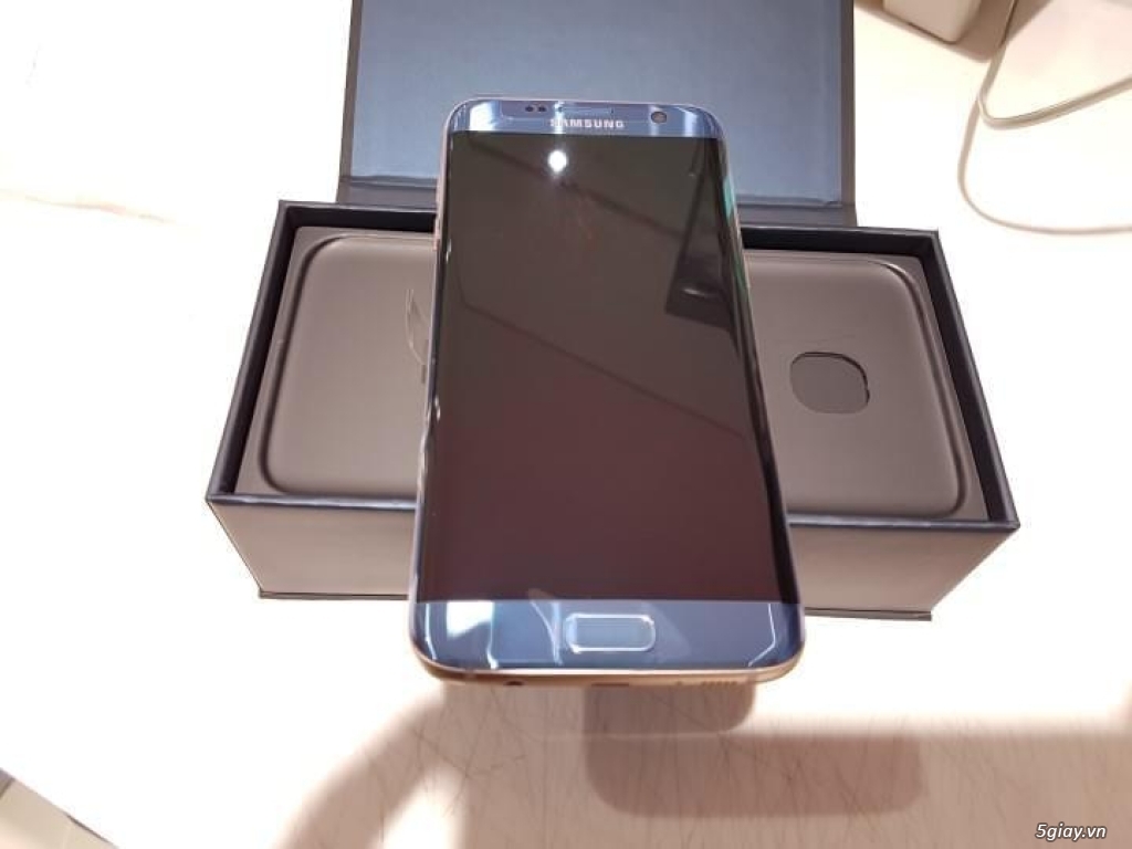 Bán s7edge chính hãng công ty samsung .