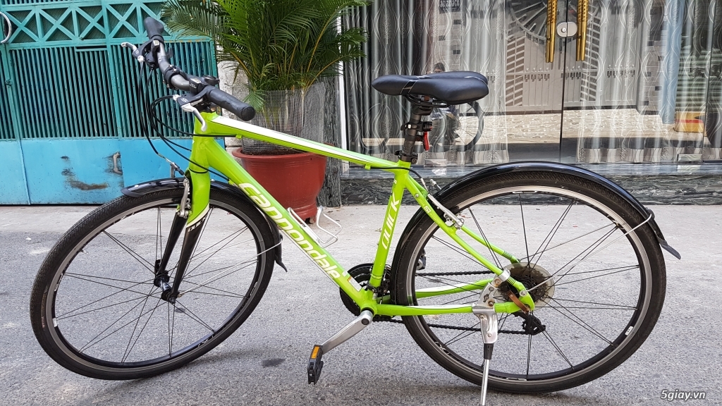 Xe đạp Touring Cannondale quick 4