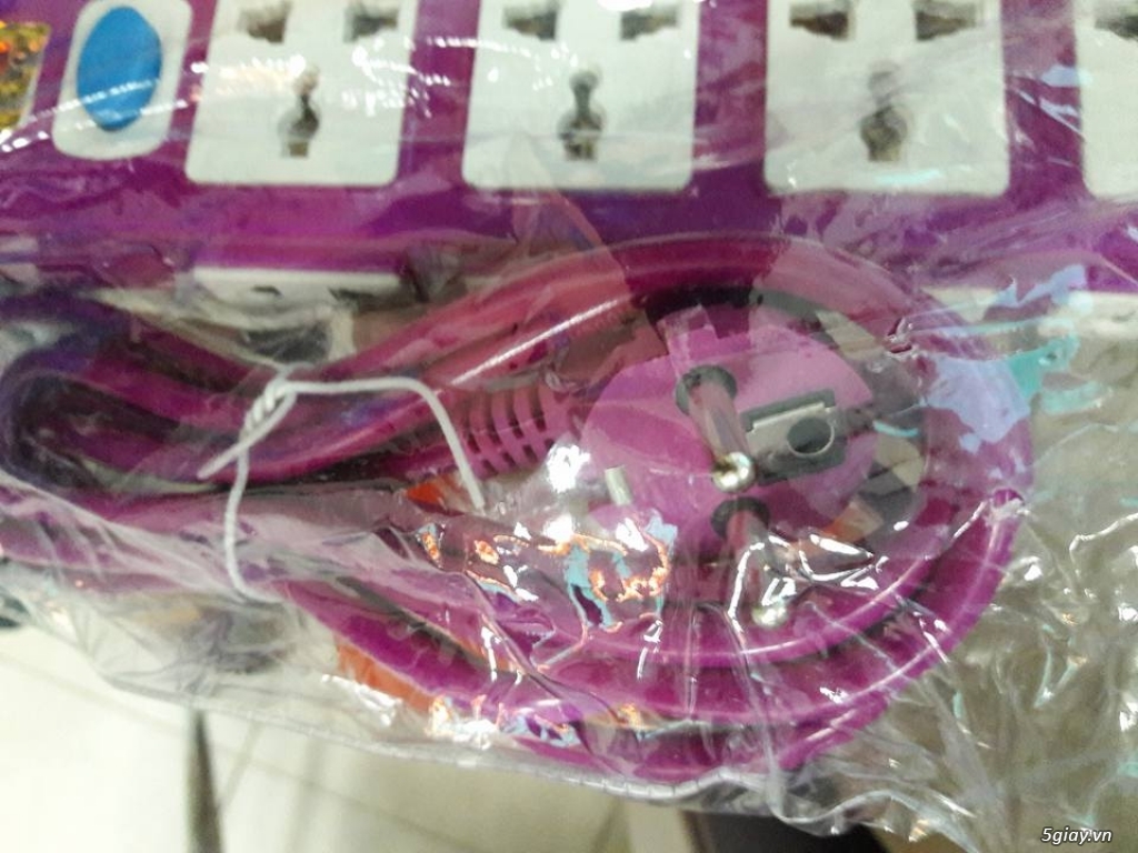 Ổ cắm chống giật 75k, rất chắc chắn an toàn cho trẻ - 1