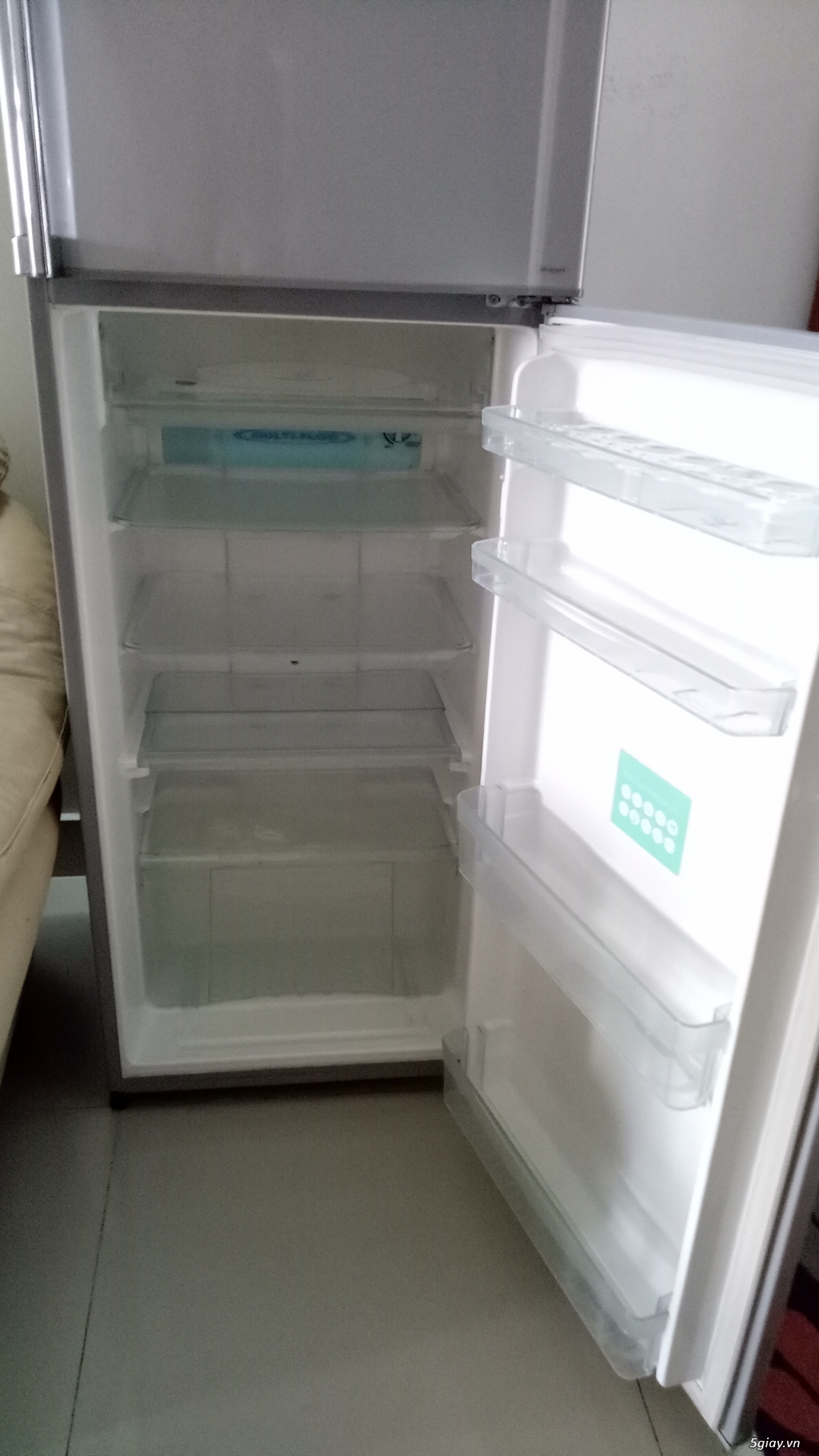 Thanh lý tủ lạnh Tosiba 230 lít - 1