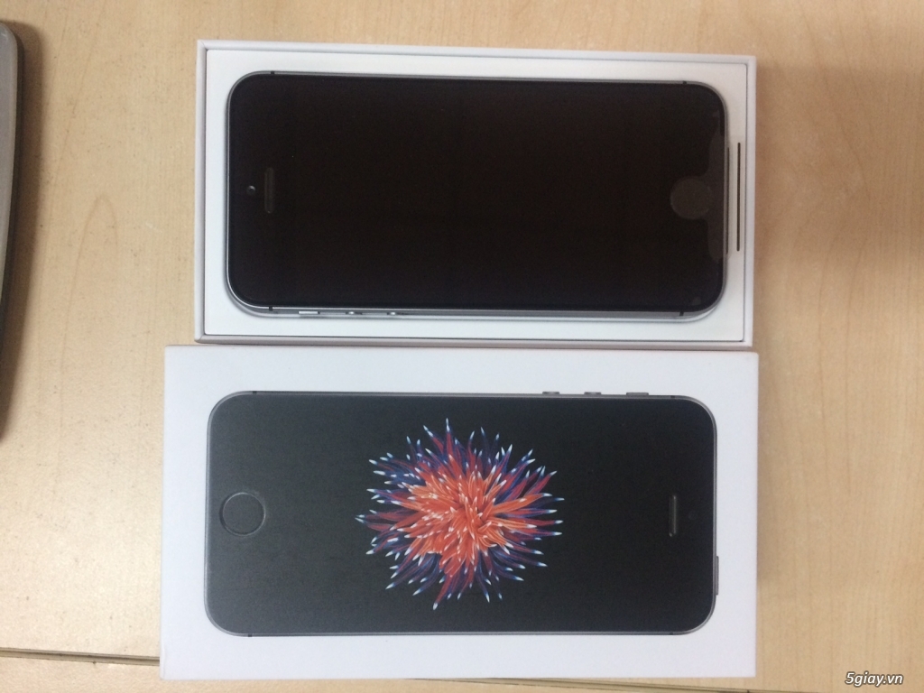 iphone 5 SE 128GB mới xách tay bên Mỹ về - 2