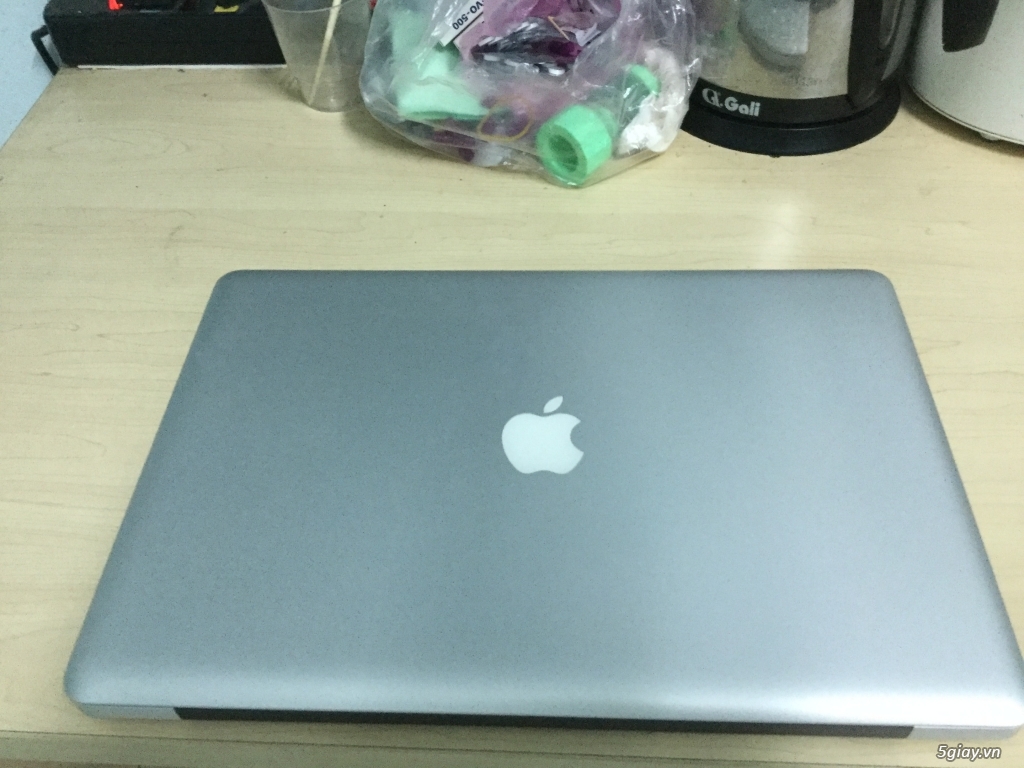 Ban mac pro 15 in i7 2011