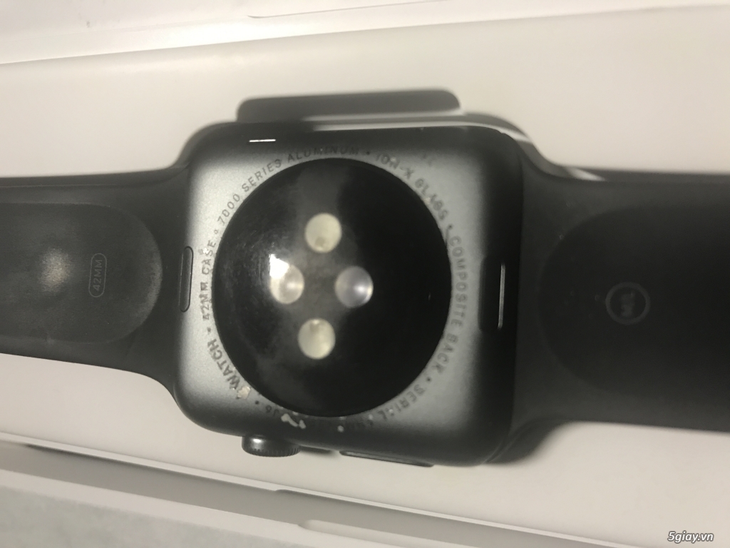 APPLE WATCH CHỈ 4TR STAINLESS STEEL MILANESE LOOP, SPACE GRAY ALU - 1