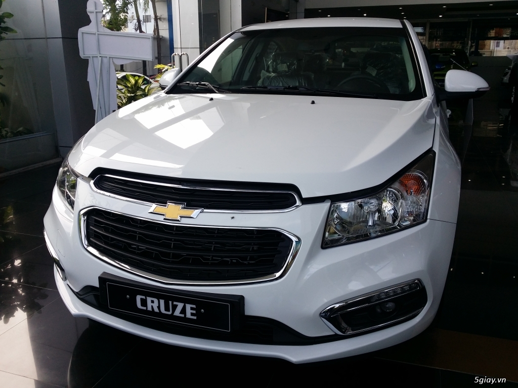 Chevrolet Cruze hỗ trợ vay ngân hàng 100%