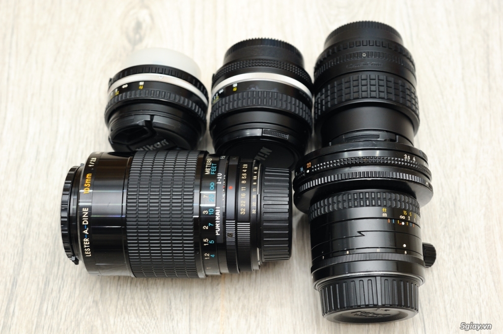 Canon EF 24-70/4L,Nikon 85/1.8G,Leica M.Leica R,Carl Zeiss T* - 15