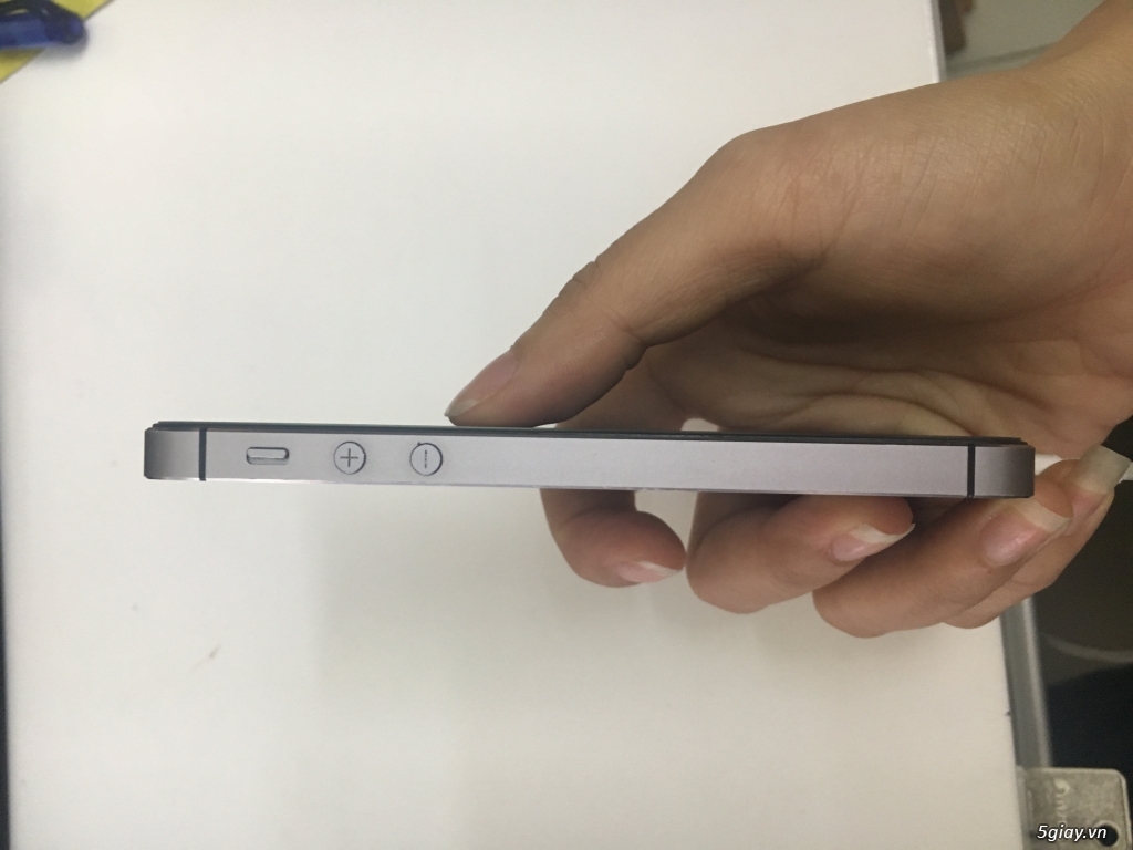 iPhone 5s hàng quốc tế - 2