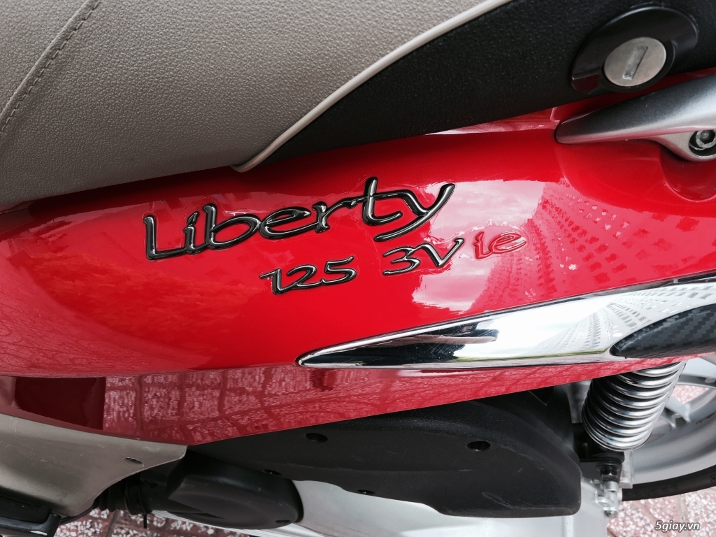 Cần bán xe liberty 3vie 2015 đỏ màu giới hạn