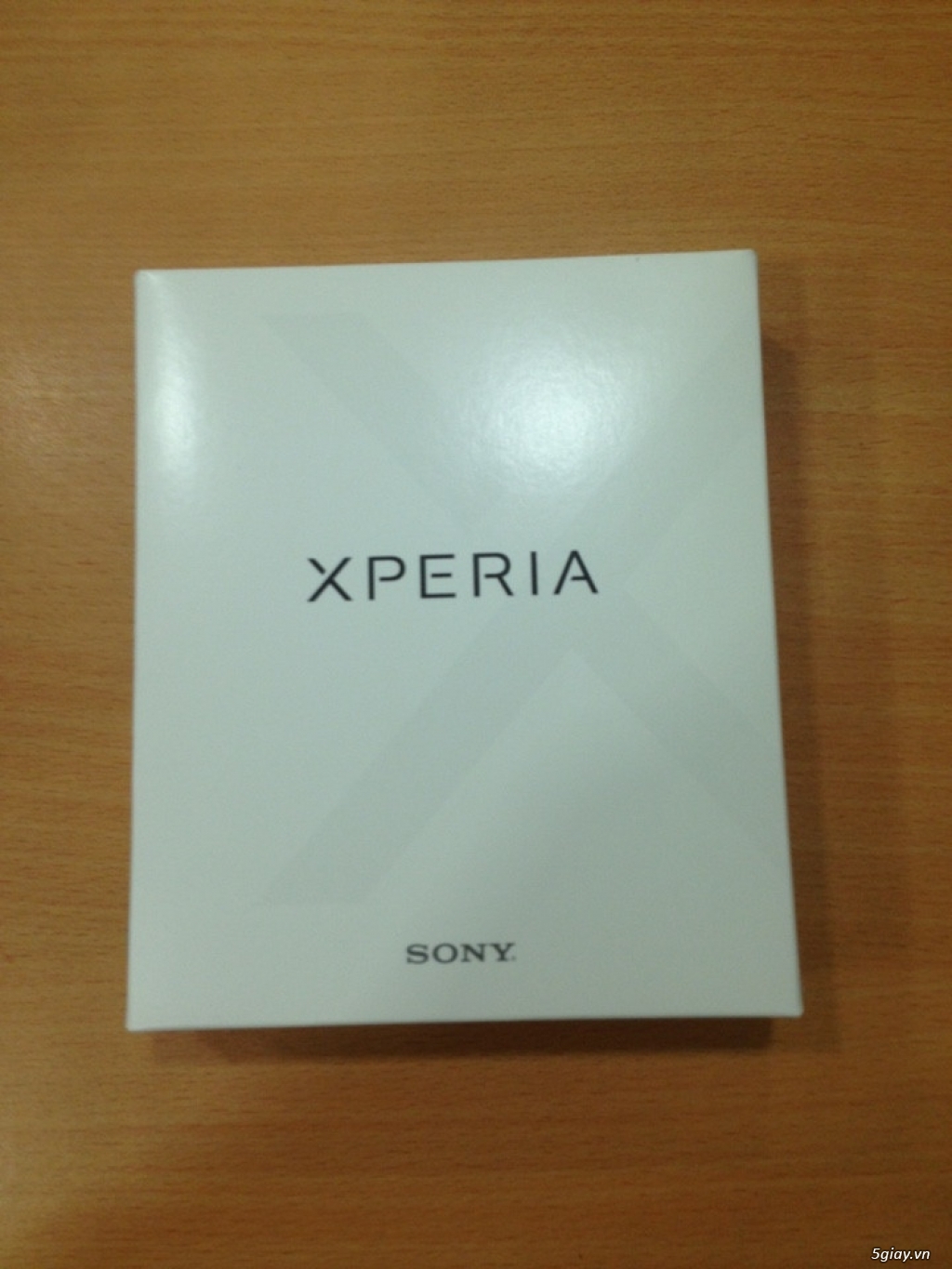 Sony XA Ultra 16G vàng/đen/trắng - nguyên seal - bảo hành chính hãng - 1
