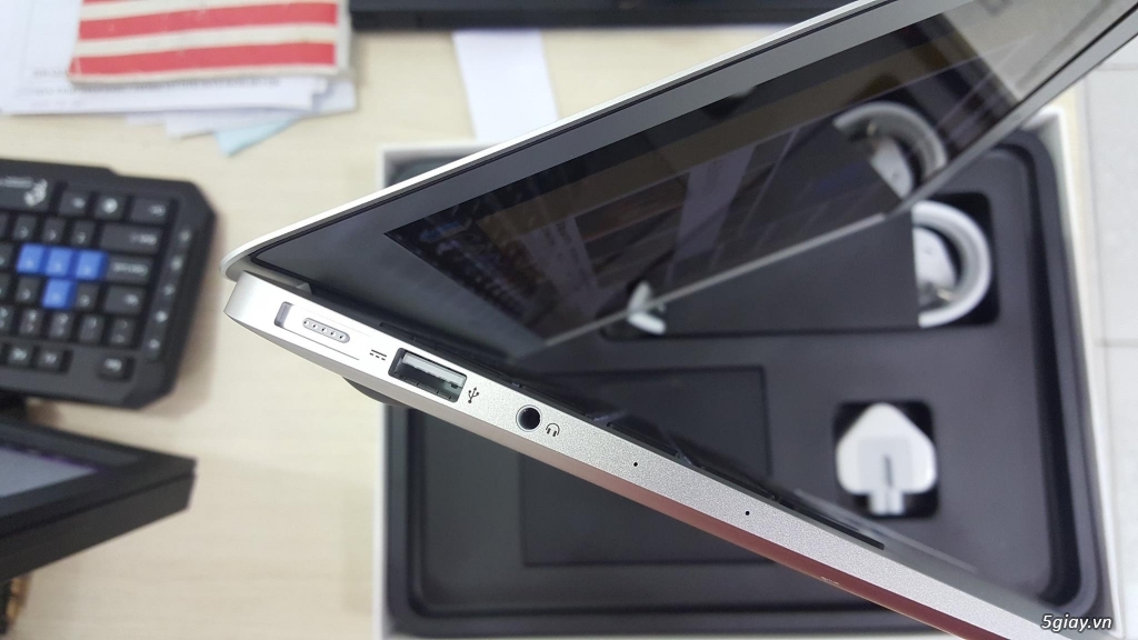 MacBook Air 2015, 13 Inch, Mới Leng Keng 100% chưa qua sử dụng - 4