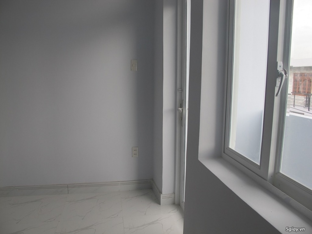 bán nhà Mặt tiền D2 nối dài , đường 14m - 13