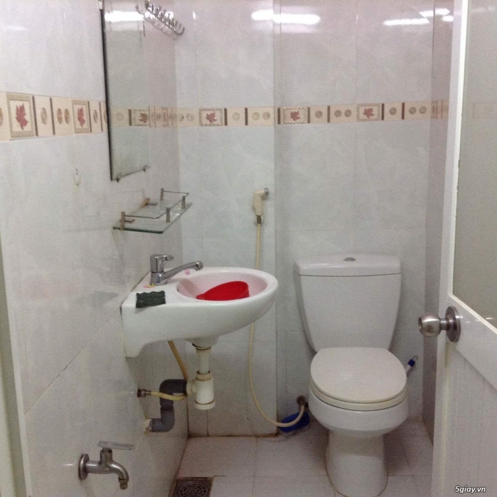 Cho Thuê nhà đúc - một trệt - một lầu DT: 30 m2 Nguyễn thiện thuật Q3