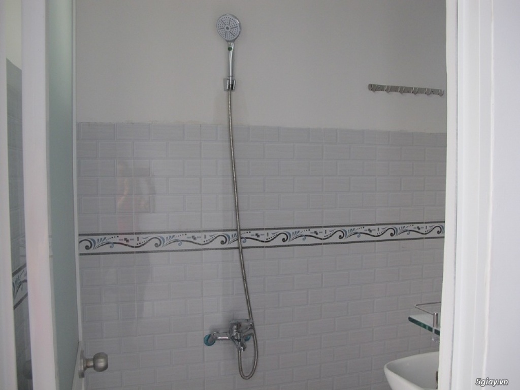 bán nhà Mặt tiền D2 nối dài , đường 14m - 10