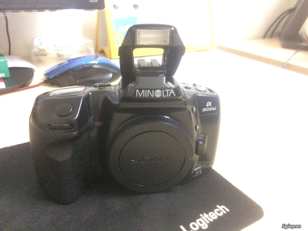 Minolta 303si