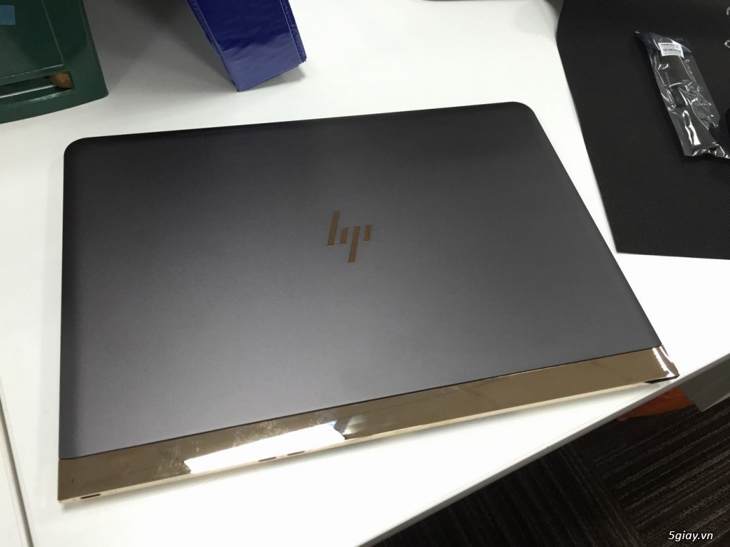 Bán HP Spectre 13.3 inch- Hàng USA - Laptop mỏng và nhẹ nhất thế giới