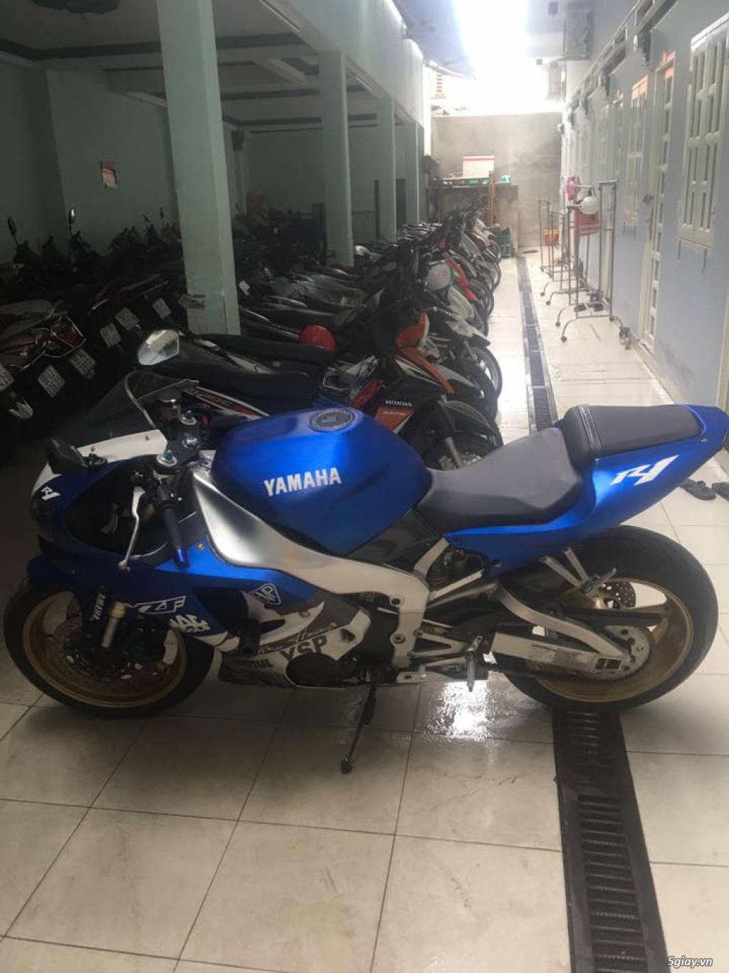 R1 2003-TLHQ - 3