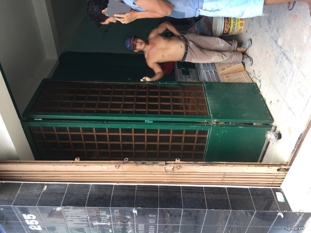 bán 4 bộ cua kính cũ