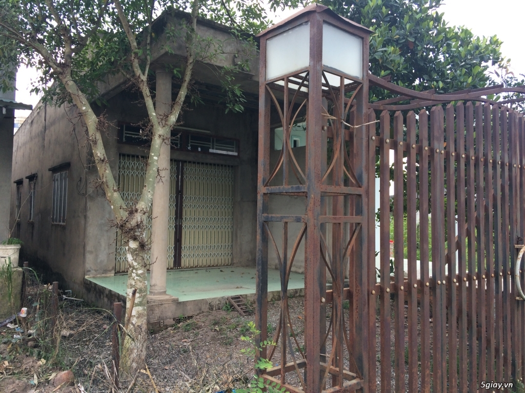 Nhà cấp 4 , dt 5,5x30 ,đường đá 5m giá 700tr - 1