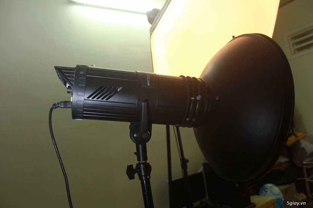 Tp.HCM - Bán 3 Đèn flash studio Photon ALFA 400 - 2