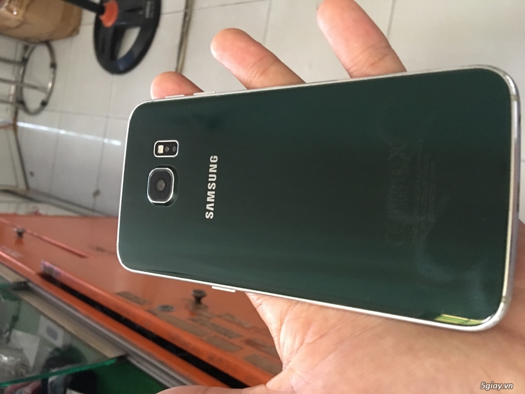 Bán Galaxy s6 Edge xanh đen zin all..98%..