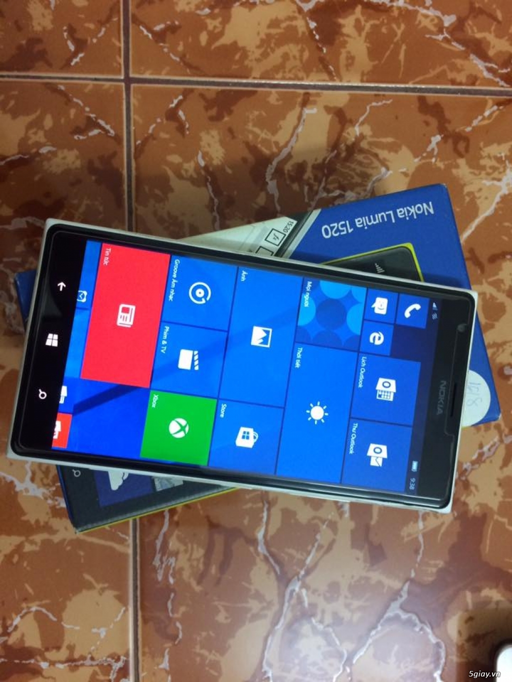 [HCM] Nokia Lumia 1520 zin đét