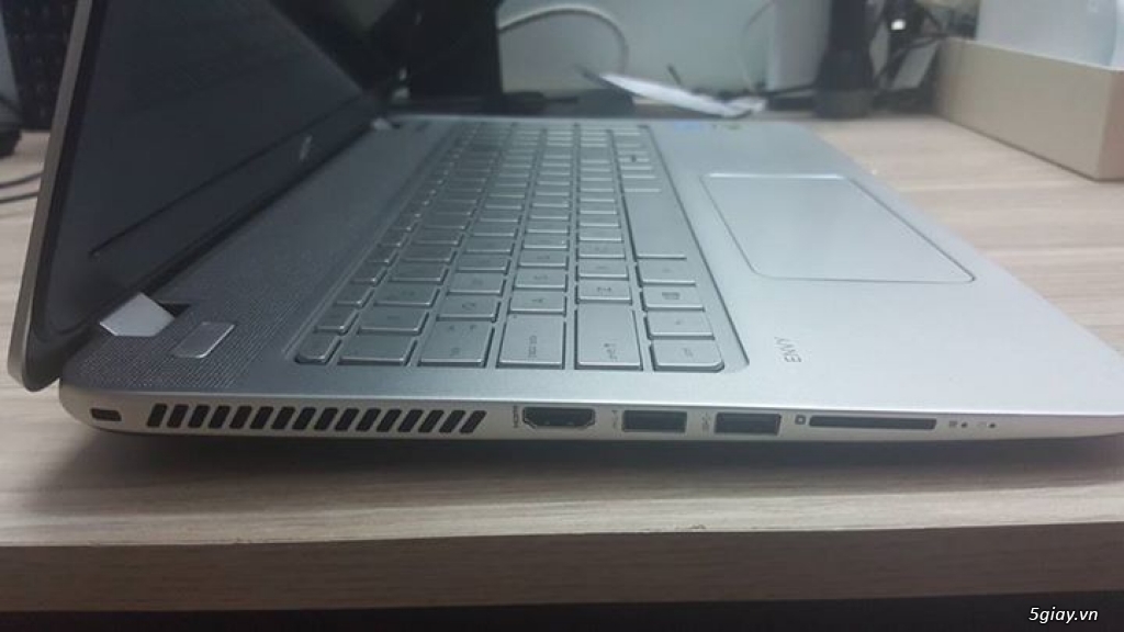 [ CẦN BÁN ] Laptop Hp Envy 15T - Q400, Core i7 thế hệ 6, Ram 8GB DDR3L - 2