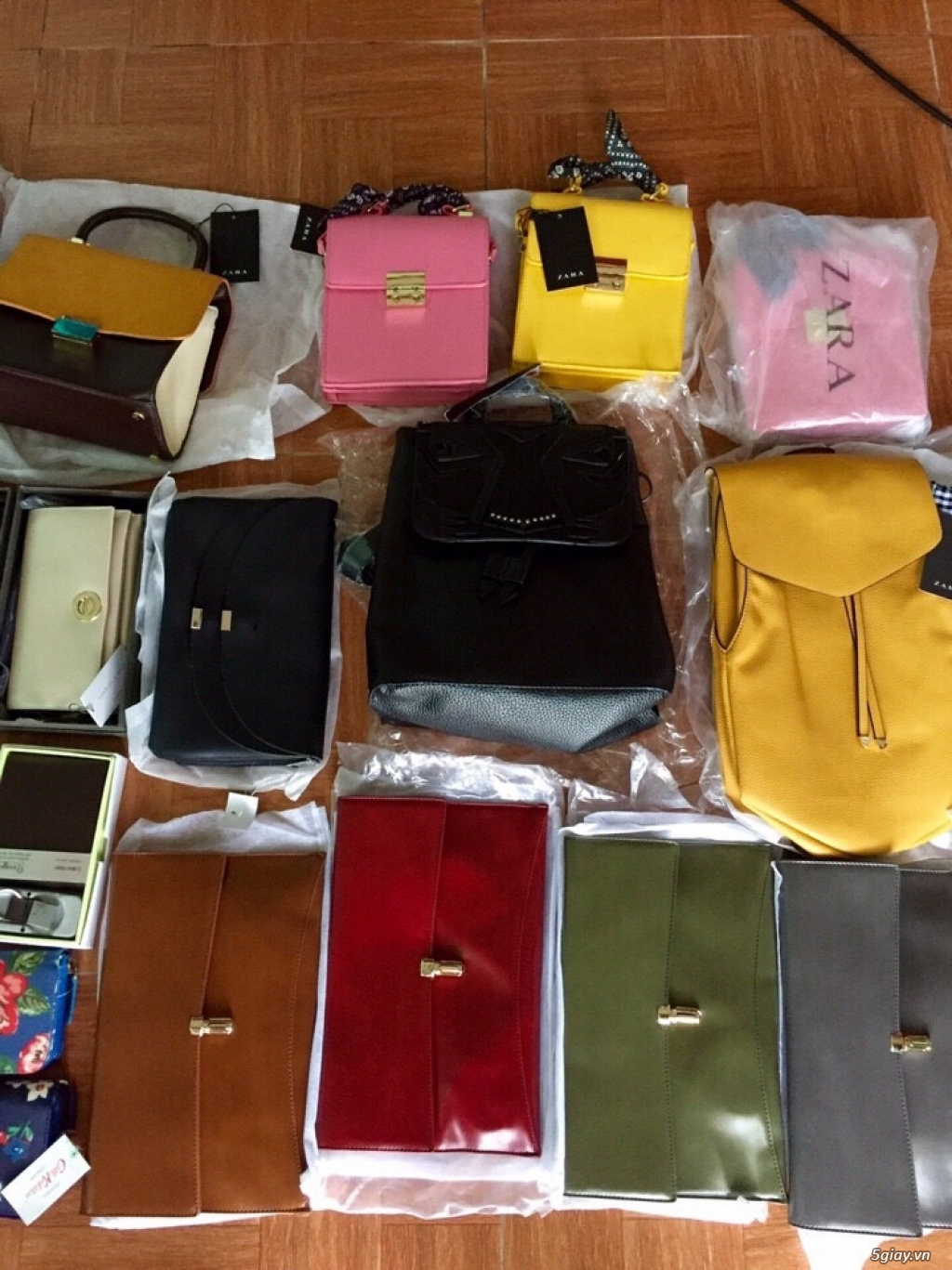 Chuyên túi xách, ví nam nữ, dây nịt, hàng xuất xịn, fullbox, tem tag