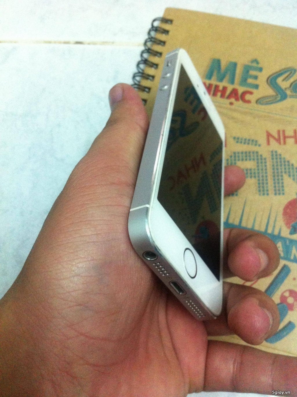 Iphone 5s trắng QT 16gh nguyên zin ko lỗi - 3