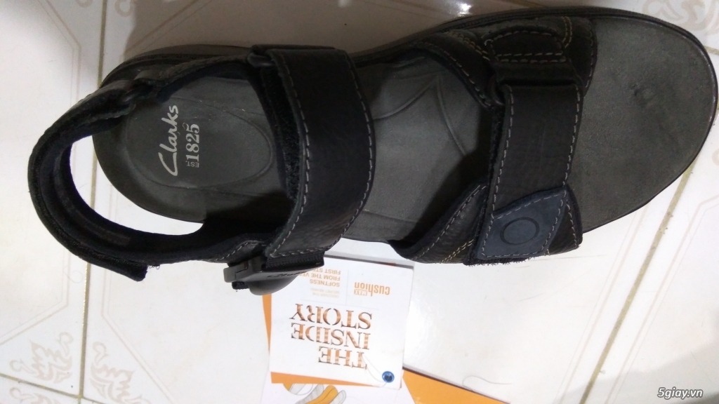 Cần bán giày Sandal Clarks Raffe Sun BLACK chính hãng 100%