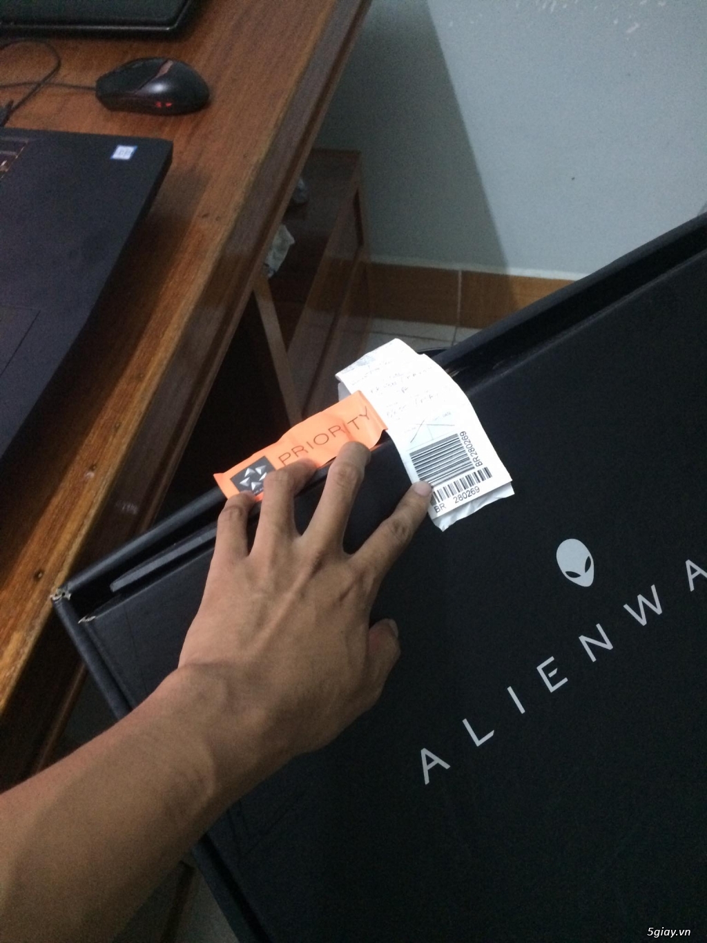 BÁN ALIENWARE 17 R4 2017 - 2