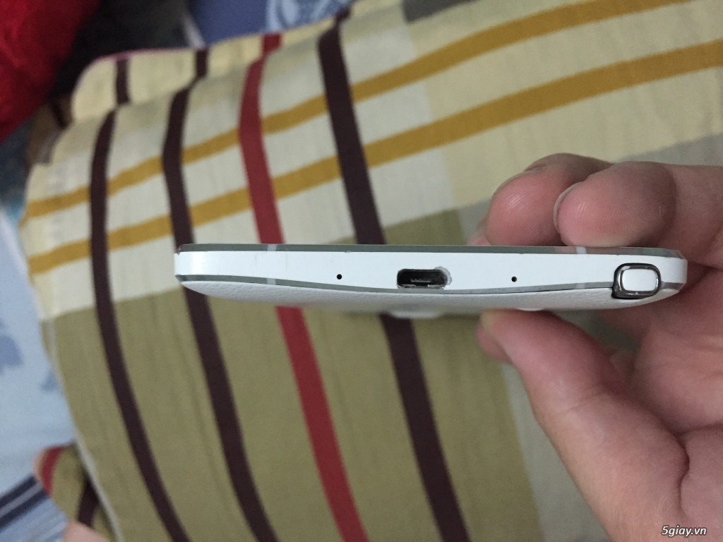 HCM - Bán xác Galaxy Note 4 trắng 900k - 1