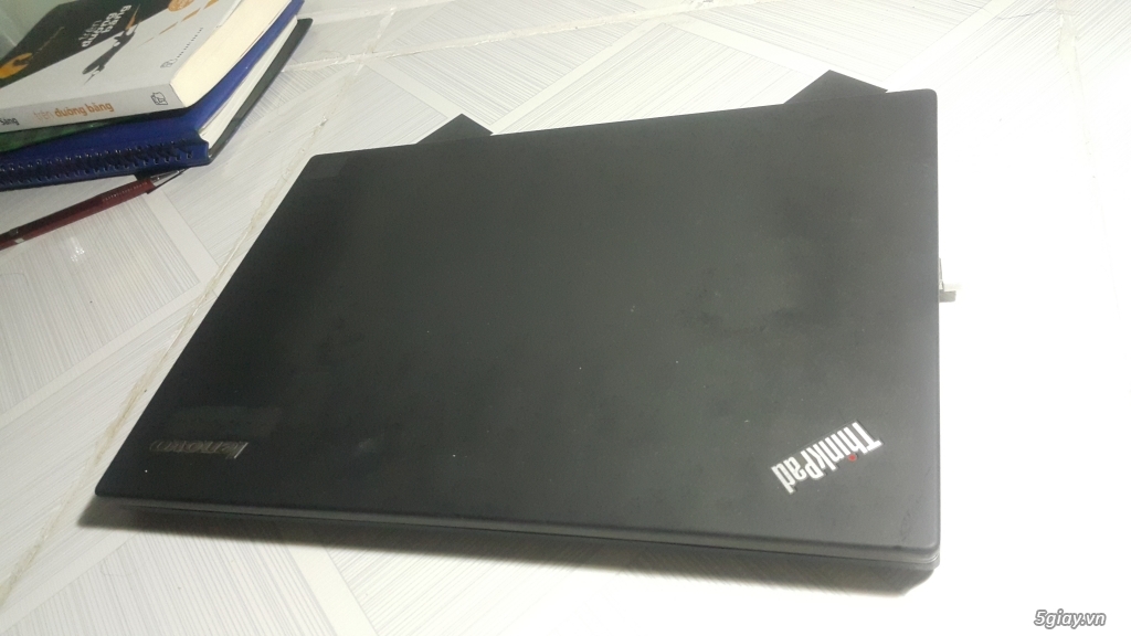Cần bán Laptop ThinkPad X240 (CPUI5,RAM8GB,SSD128GB)