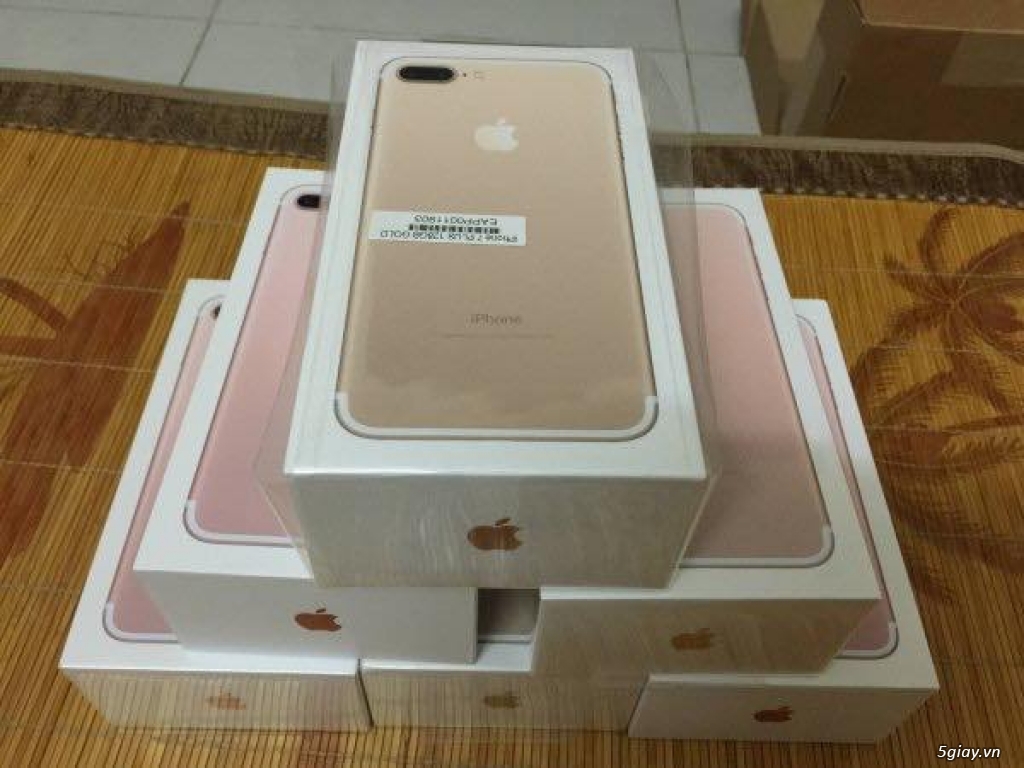 Iphone 7 plus full box new 100%