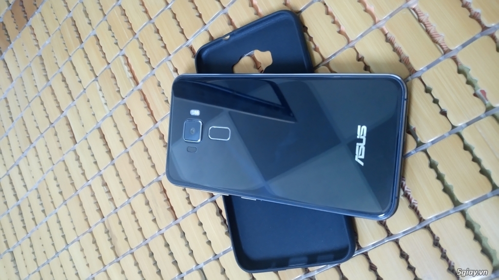 Asus Zenfone 3 bản Z017D màu xanh Ram 4gb/64gb mới 99% pin cực trâu - 1