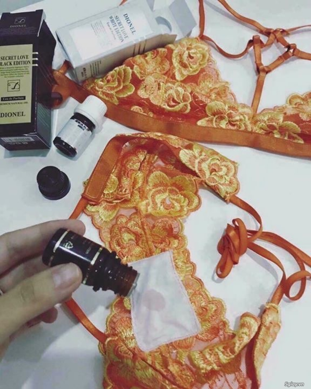 nước hoa vùng kín - 4