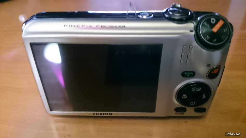 Máy ảnh du lịch Fujifilm Finepix 605 EXR. - 1