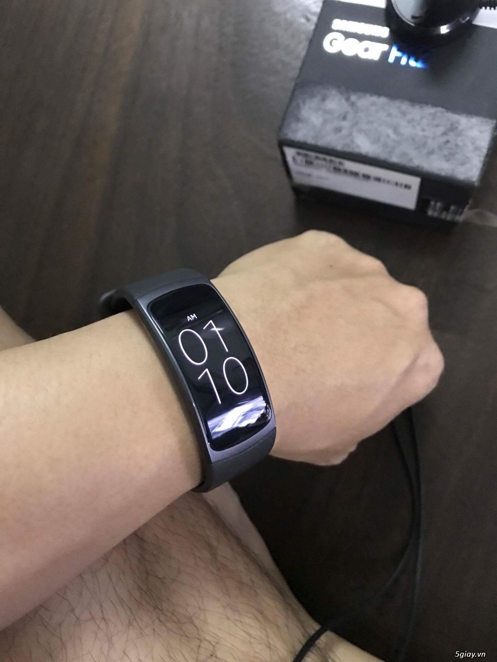 Đồng hồ samsung gear fit2 - 1